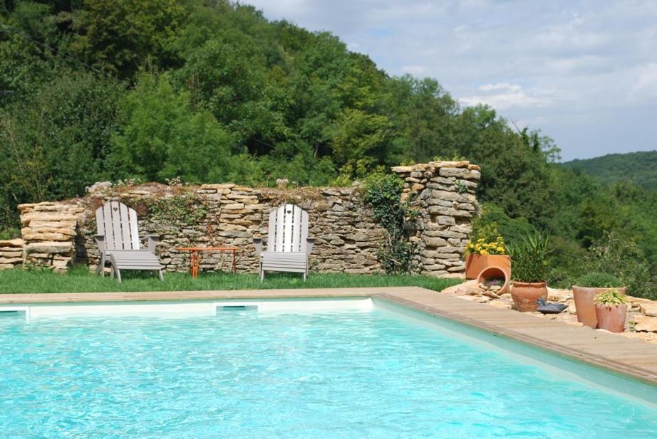 Chambres D'Hotes Soleil Et Cacao Siccieu-Saint-Julien-et-Carisieu ภายนอก รูปภาพ