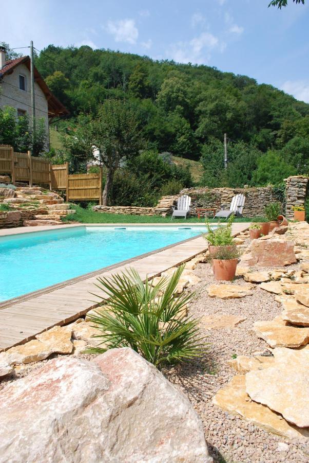 Chambres D'Hotes Soleil Et Cacao Siccieu-Saint-Julien-et-Carisieu ภายนอก รูปภาพ