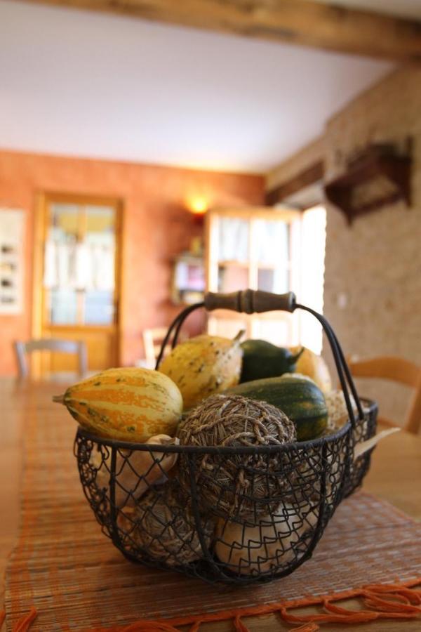 Chambres D'Hotes Soleil Et Cacao Siccieu-Saint-Julien-et-Carisieu ภายนอก รูปภาพ